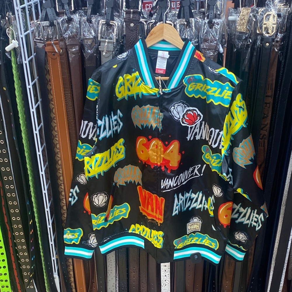 Mitchell & Ness Black Multicolor Grizzlies Bomber… - image 1